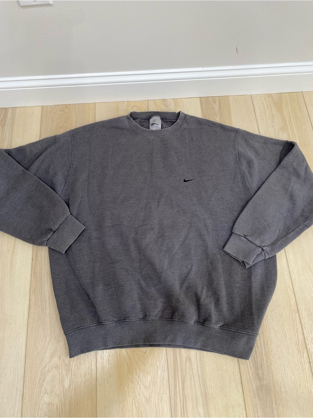 Vintage Y2K Nike Gray Tag Pullover Sweatshirt Crewneck Gray Mens Size XL